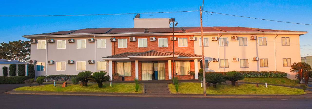 Orion Hotel Itumbiara Εξωτερικό φωτογραφία